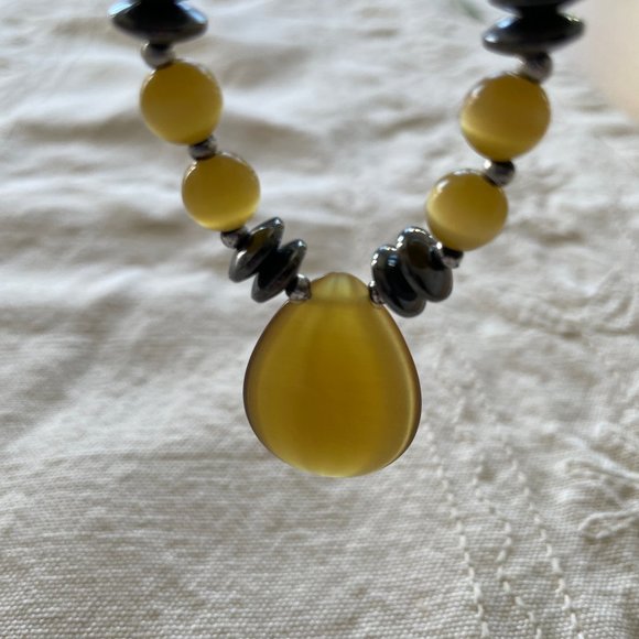 3For$20/ Hematite and Tiger's Eye Pendant Necklace - Picture 2 of 6